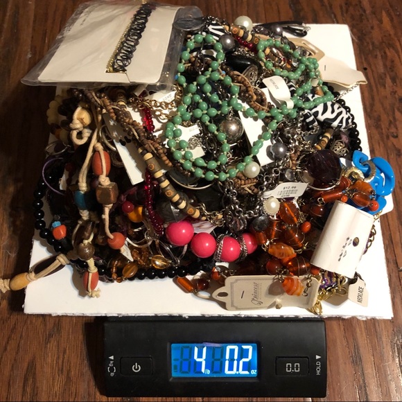 Jewelry - 4 lbs Wholesale Fashion/artesian Necklaces